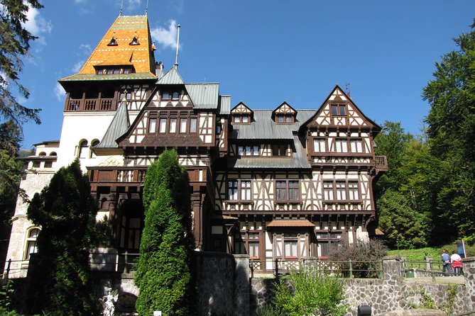 DRACULA CITY BREAK Bran Castle, Peles Castle Sinaia, Brasov City - Poiana Brașov as your two-night base