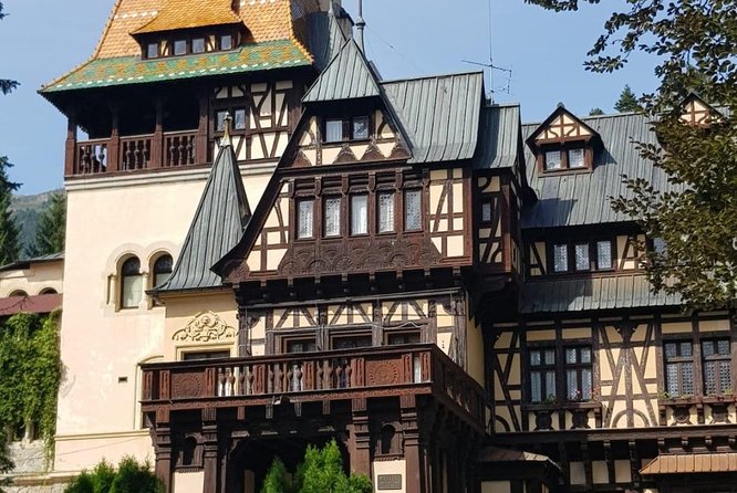 Dracula's Castle, Follow the legend in Transylvania, private tour from Bucharest - The guide can shape the entire day
