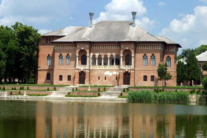 Dracula's Tomb and Mogosoaia Palace, Private Tour from Bucharest - Mogosoaia Palace Shows Romania’s Brancovenesc Style