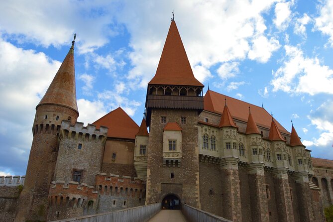 Exclusive Tour: Corvin Castle, Alba Iulia and traditional villages from Sibiu - Corvin Castle and its 500 years of stories