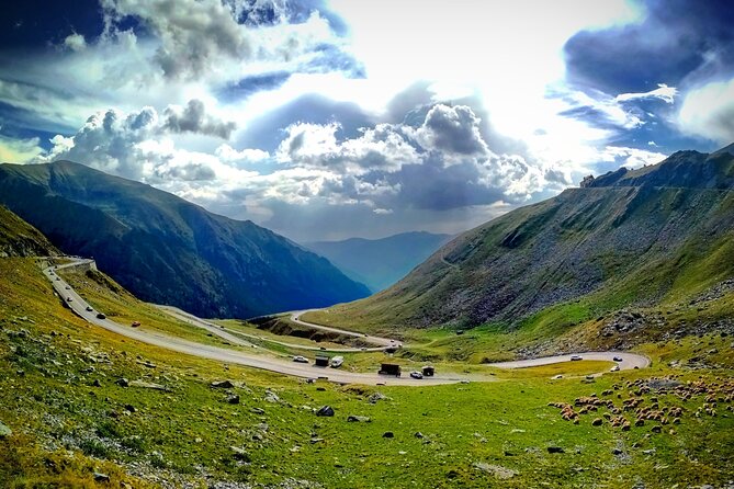 Exclusive Tour on Transfagarasan, Balea Lake, Balea and Capra Waterfalls - How to make the most of a short stop schedule