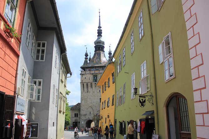 Fortified Church of Viscri and Sighisoara in Spanish (native Spanish guide). - Why Viscri and Sighisoara work so well together