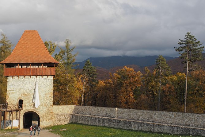 From Brasov: Discover Bran Castle and Râșnov Fortress - Timing, crowds, and the real length of the outing