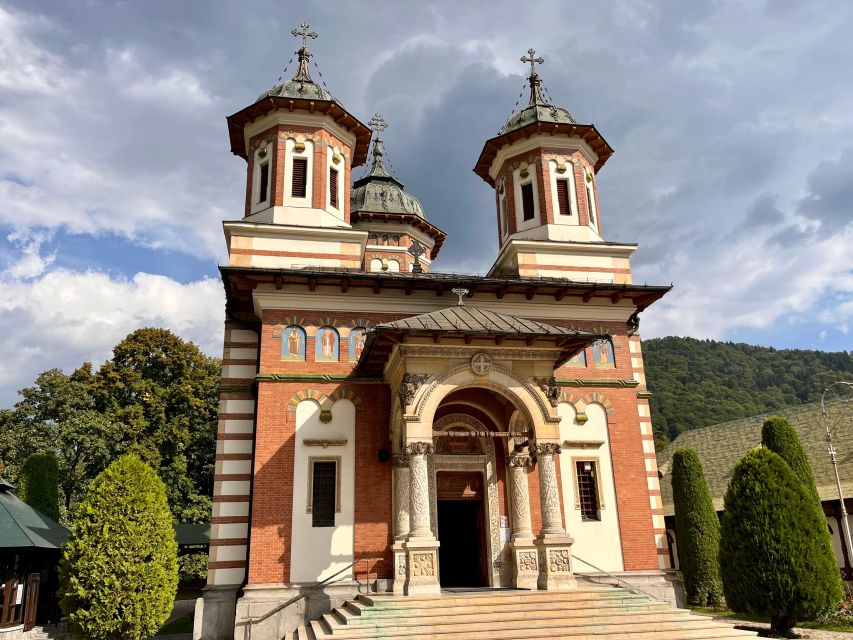 From Brasov: Tour of Castles and Surrounding Area - Peles Castle, the star of the day