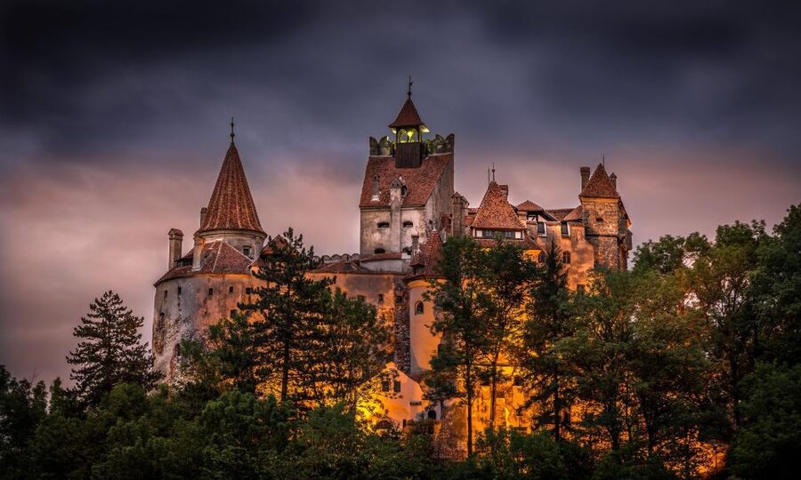 From Bucharest: Day Trip to Dracula and Peles Castle - Bran Castle and the Dracula story