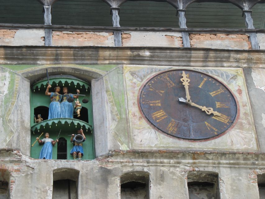From Cluj: Sighișoara and Church of Biertan Guided Tour - The early start from Cluj