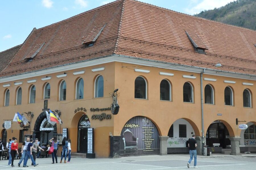 From Sibiu: Day Tour to Brasov and Dracula's Castle - Brașov from 3:30 to 5:30