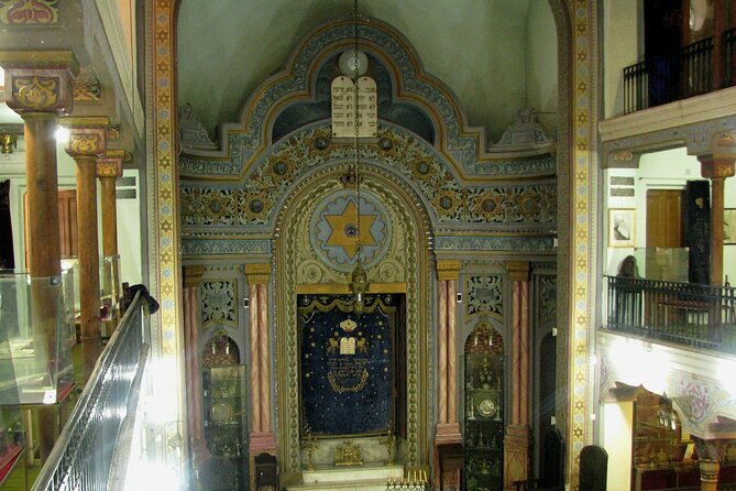 Half-Day Jewish Heritage Walking Tour in Bucharest - The Great Synagogue and the marks of survival