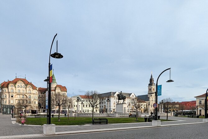 Half-Day Private Food and Wine Walking Tour Oradea Romania - Craft beer and Hungarian flavors at Tiltott Csíki Söröző