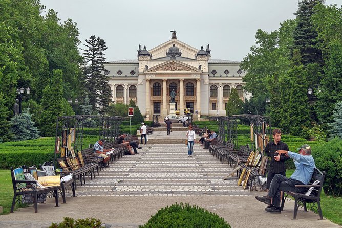 Iasi City Tour - The Grand Synagogue and the city’s layered past