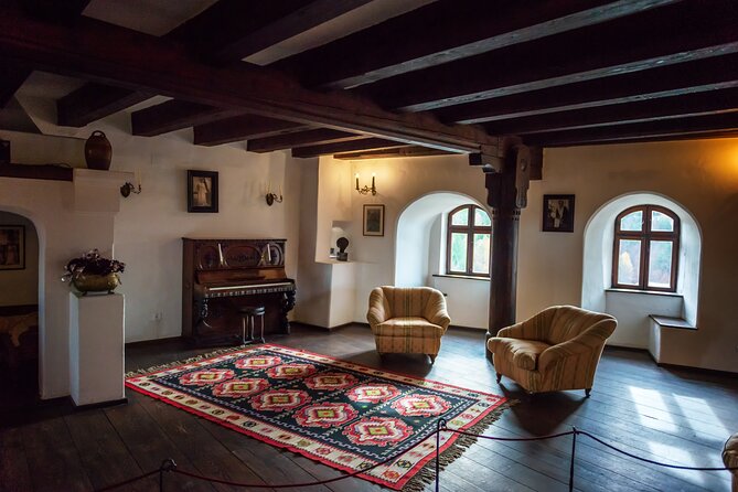 Legends&Wildlife Awaits: Dracula's Castle & Bear Sanctuary - The drive from Bucharest to Transylvania