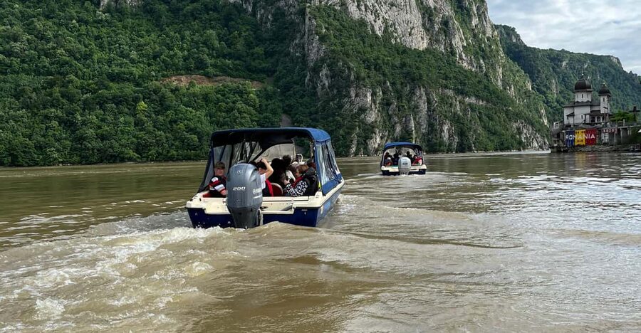 Orsova: Entire Area Boat Tours with Audio Guide - Ada-Kaleh, the island beneath the reservoir