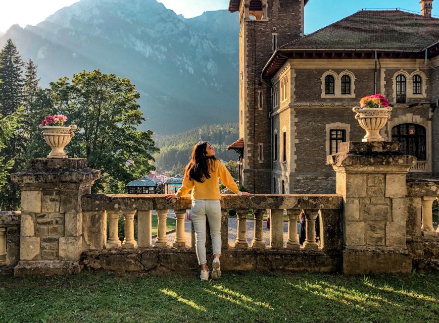 Peles & Cantacuzino Castles: Gourmet Wine & Cultural trip - The quieter stop at Sinaia Monastery