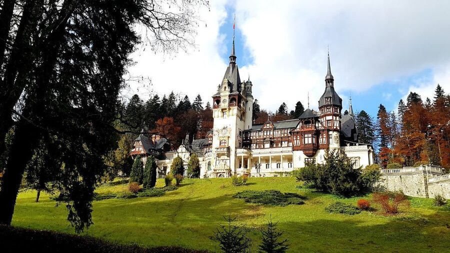 Peleș Castle, Bran Castles and Brasov City - Private Tour - Key points to know before booking