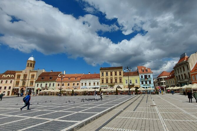 Peles Castle, Dracula Castle and Brasov old town - private tour from Bucharest - The mountain towns between the castles
