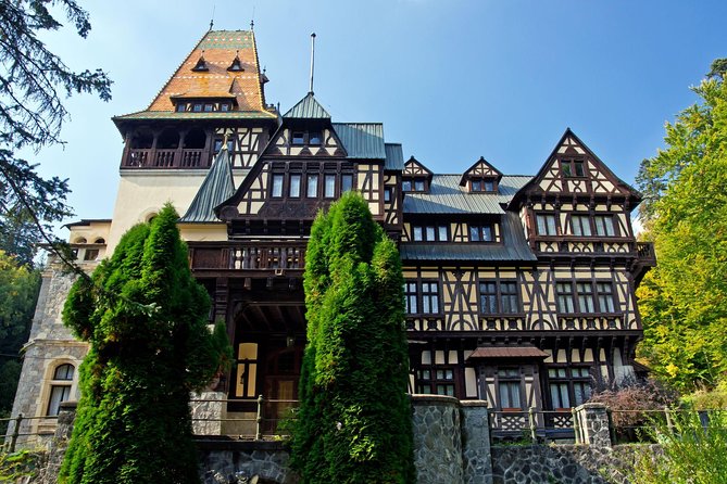 Peles Castle Skip-The-Line Guided Tour - How much information will you get?