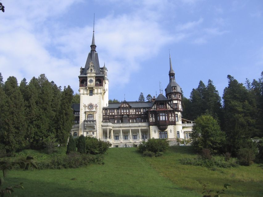Peles, Dracula's Castles & Brasov: Private Day Trip & Pickup - Peles Castle and Romania’s royal past