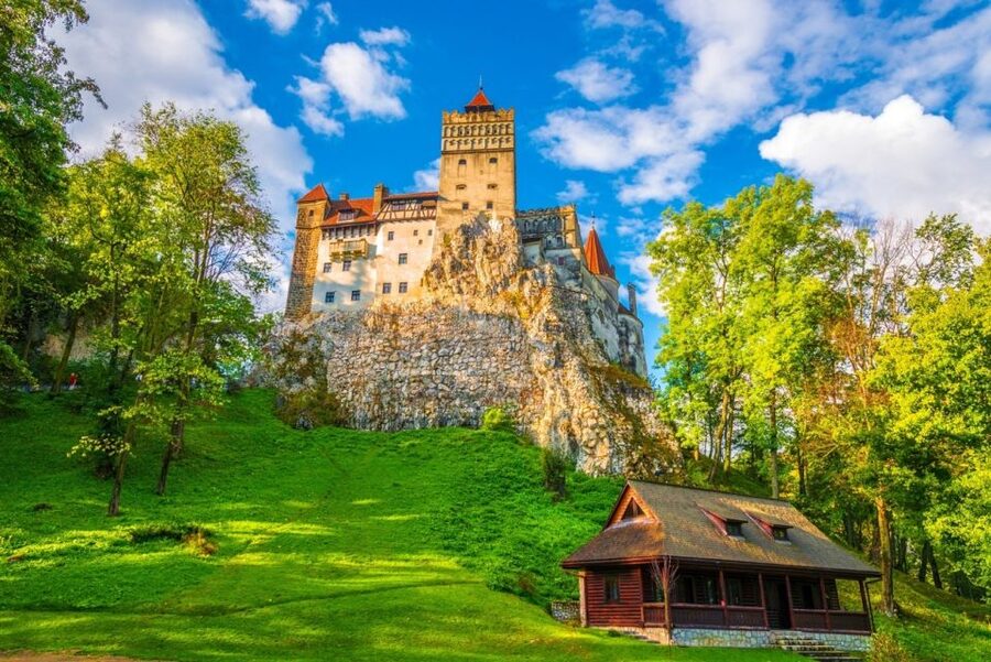 Peles, Dracula's Castles & Brasov: Private Day Trip & Pickup - How the schedule feels over 12 hours