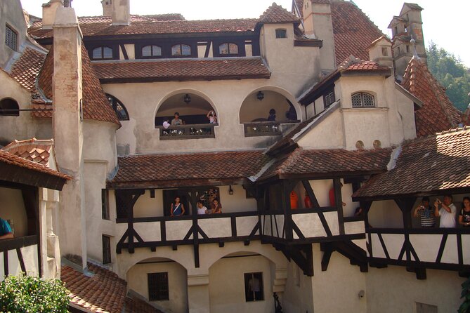 Premium 8-Day Private Culinary Vacation in Romania - Râşnov Fortress brings the first major Transylvanian view