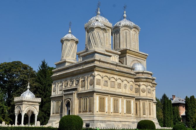 Private Day Trip True Castles of Vlad Dracula and Transfagarasan Road - Is $260.36 per person good value?
