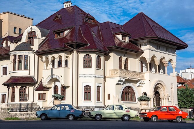 Private: RedPatrol Bucharest Contrasts Tour in a Vintage Car - The former Rocar factory and abandoned industry