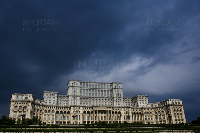 Private Tour: Story of Communism in Bucharest - Returning to Bucharest and entering Parliament Palace
