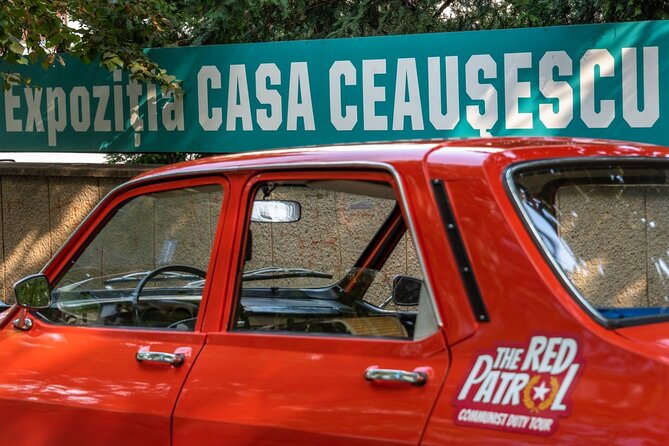 Private Tour -The Last Day of Nicolae Ceaușescu in a Romanian Car - Revolution Square and the sound of a regime collapsing