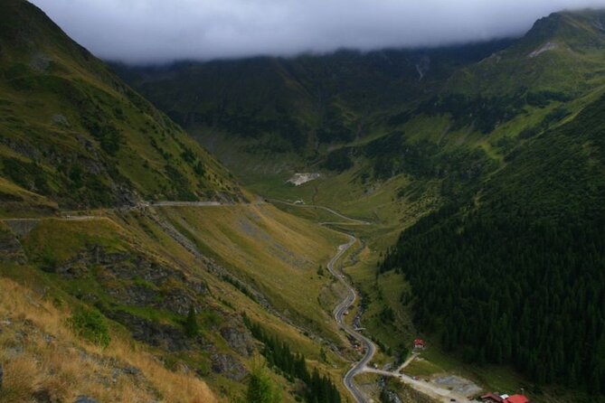 Private Transfagarasan&Balea Lake - A quiet stop at Cârţa Abbey