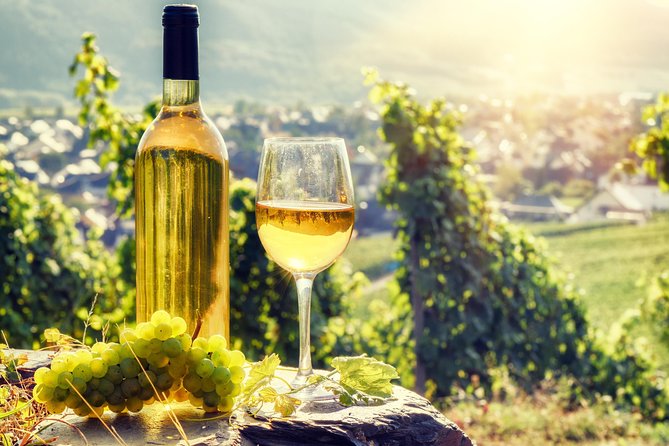 Romanian Wine Tasting - Why Romanian wine country makes a good day trip
