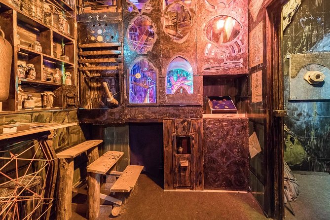 Save King's Landing - In search of Wildfire | Escape Room Brasov - A private activity for friends, families, and coworkers