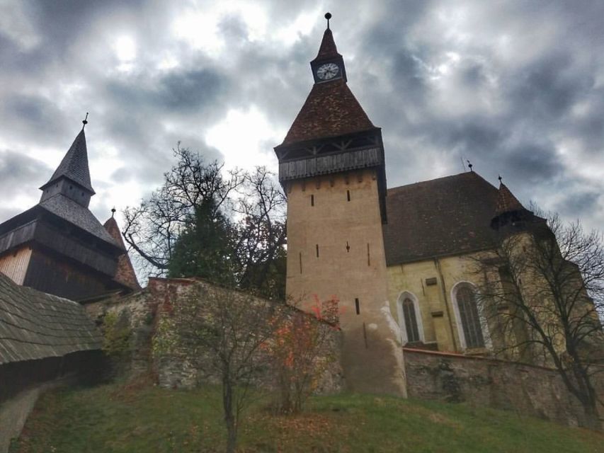 SB07 -Private Tour Exploring Sighișoara, Biertan & Viscri - Viscri and Saxon village life