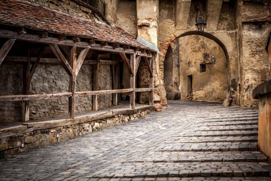 Sighisoara: Candlelight Tour of Dracula's Home Town - Ending with the Clock Tower and dinner advice