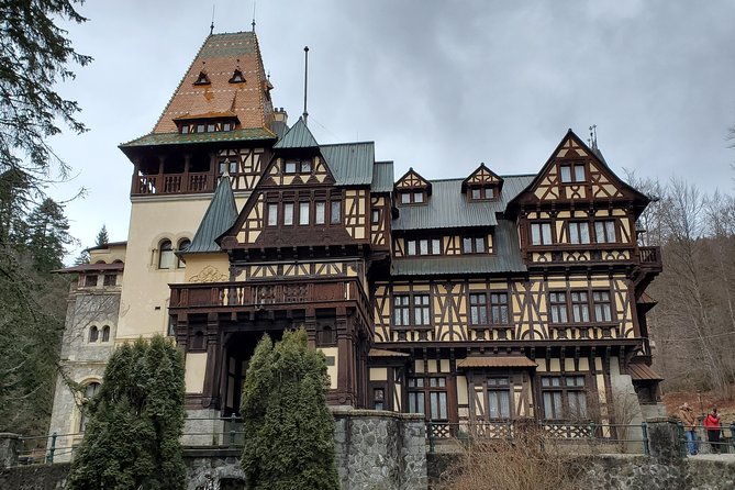 Sinaia - from the Bandits' Nest to the Cradle of the Romanian Dynasty - What Adriana adds to the experience