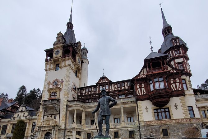 Sinaia - from the Bandits' Nest to the Cradle of the Romanian Dynasty - Who should book this Sinaia tour