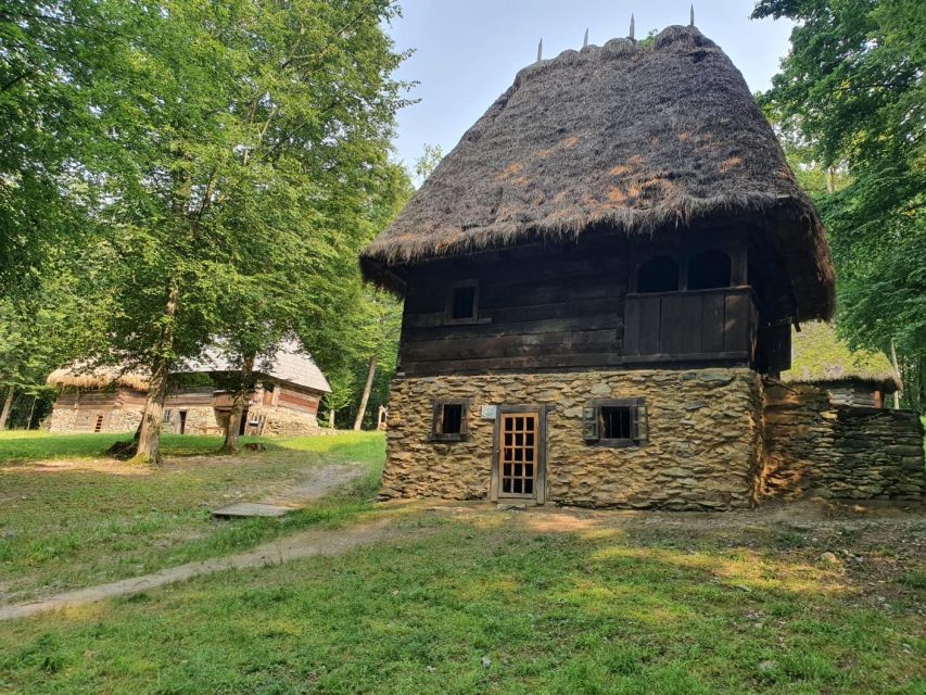 Snagov Monastery, Ceaușescu Mansion, & Village Museum - 6h - Village Museum: Romania in one open-air stop