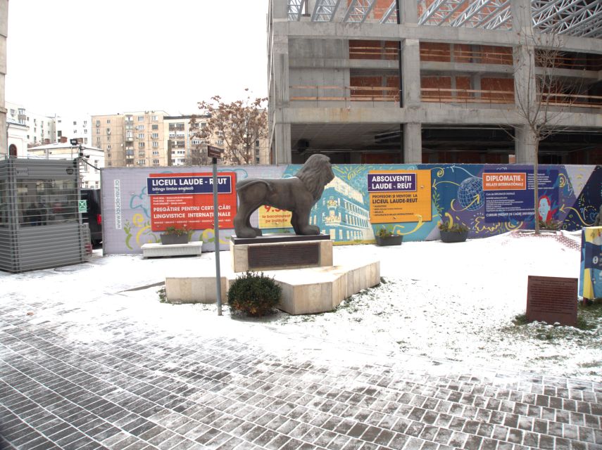 The Jewish heritage of Bucharest - half day walking tour - The Jewish Museum in a former temple