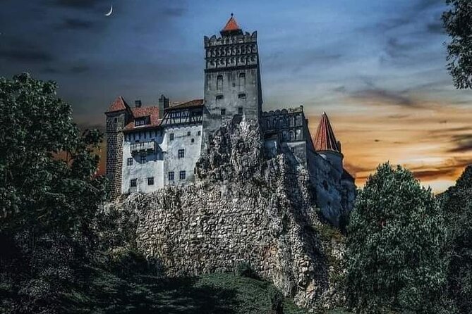 Transfer Bucharest -Brasov with Targoviste and Bran Castle visits - Why This Bucharest to Brasov Transfer Works