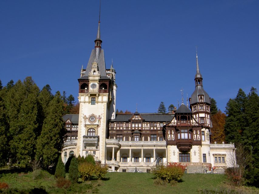 Transylvania: Cultural Full-Day Trip by Minivan - Brasov’s old center and the Black Church