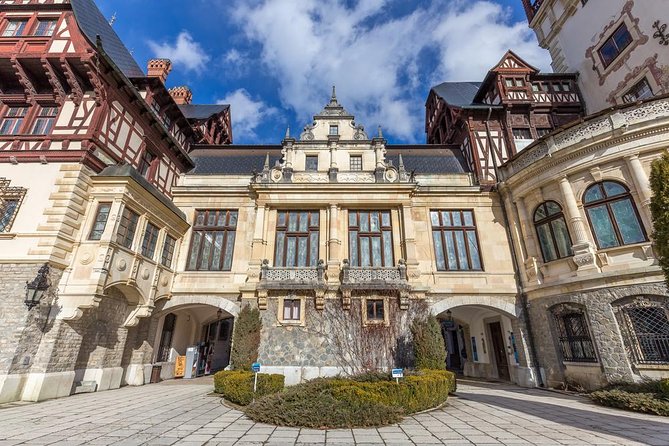 Transylvania Private Castle Day Trip from Bucharest - Transport, traffic, and the real length of the day