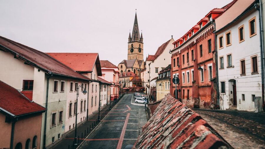 Transylvania's Trail: Sibiu, Bran Castle, Brasov, Sighisoara - Biertan Fortified Church, the quieter final stop