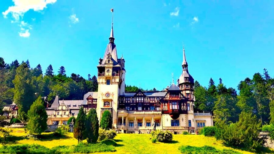 Transylvania Tour: Dracula's Castle, Peles Palace & Brasov - Practical details that affect your decision