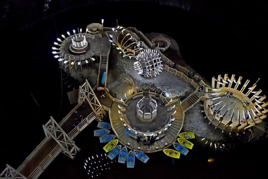 Turda salt mine and Corvin Castle day tour from Cluj - The guide makes the history easier to follow