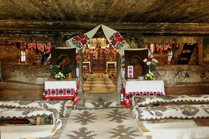 Two days tour to Maramures: local experiences and culture - Day one in Breb, a village of gates and old customs