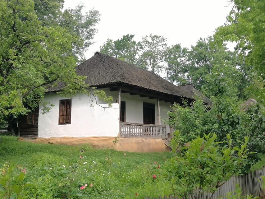 Village Museum Bucharest Guided Tour - Revolution Square and the story of modern Bucharest