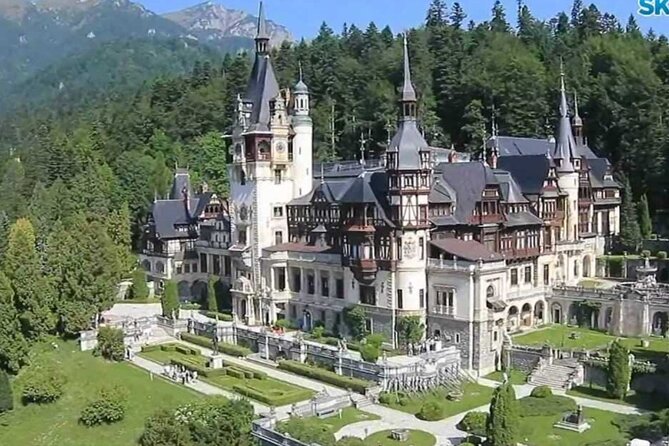 Vlad the Impaler Royal Court from Târgoviște, Peleș Castle and Dracula grave - Who should book this Bucharest day trip?